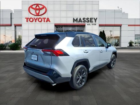 Used 2023 Toyota RAV4 XSE AWD/4WD image 3