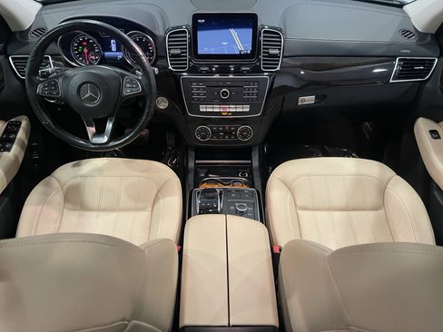 Used 2019 Mercedes-Benz GLS 450 4MATIC image 16