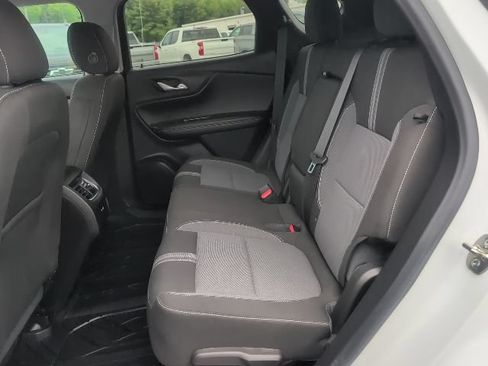 Used 2024 Chevrolet Blazer LT w/ Convenience Package FWD image 34