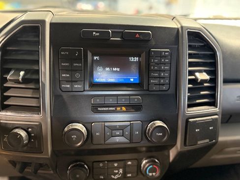 Used 2019 Ford F250 XLT w/ XLT Value Package AWD/4WD image 17