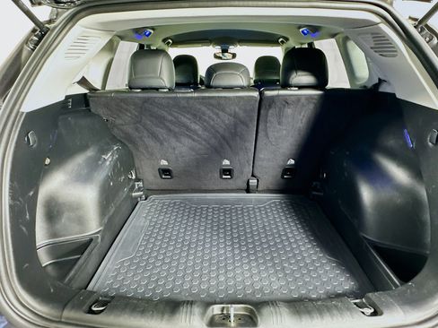 Used 2018 Jeep Compass Latitude image 27