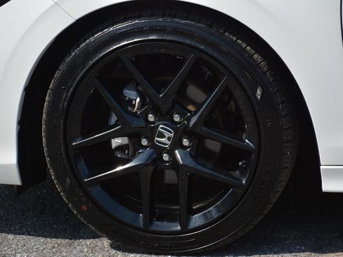 Used 2025 Honda Civic Sport image 30