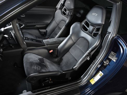 Used 2015 Porsche 911 GT3 image 5