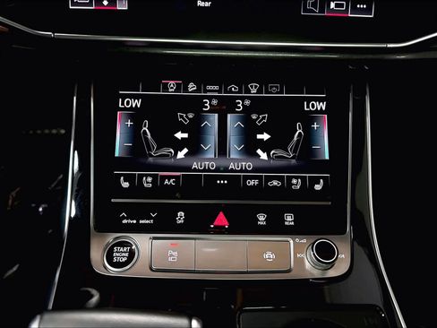 Used 2022 Audi Q7 3.0T Prestige AWD/4WD image 32
