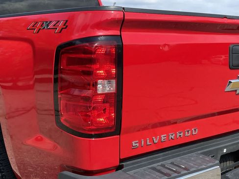 Used 2019 Chevrolet Silverado 2500 W/T w/ Snow Plow Prep Package AWD/4WD image 36