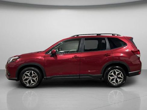 Used 2023 Subaru Forester Premium AWD/4WD image 6