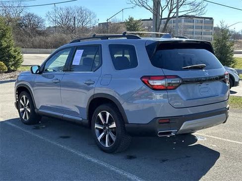 Used 2023 Honda Pilot Touring image 24