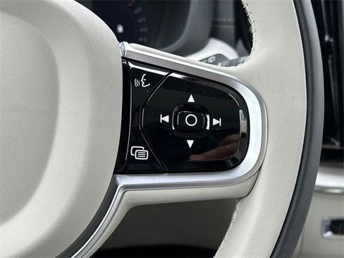 New 2026 Volvo XC60 B5 Ultra w/ Protection Package Premier image 13