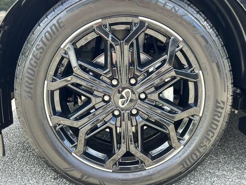 Certified 2026 INFINITI QX80 4WD image 10