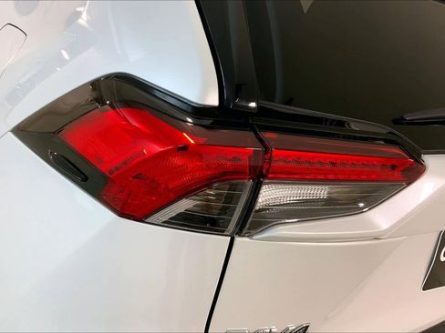 Used 2024 Toyota RAV4 XLE Premium image 29