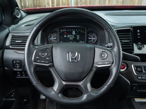 Used 2023 Honda Passport TrailSport image 10