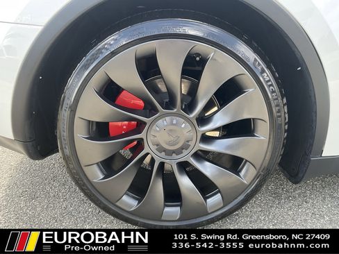 Used 2023 Tesla Model Y Performance image 30