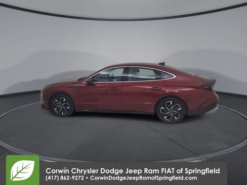 Used 2025 Hyundai Sonata SEL FWD image 8