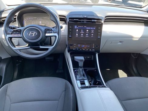Used 2024 Hyundai Tucson SEL FWD image 4