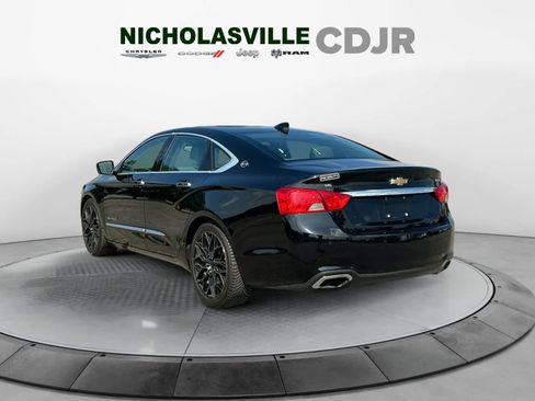Used 2017 Chevrolet Impala Premier w/ Enhanced Convenience Package FWD image 3