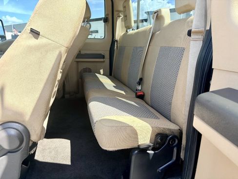 Used 2016 Ford F250 XLT w/ XLT Value Package AWD/4WD image 13