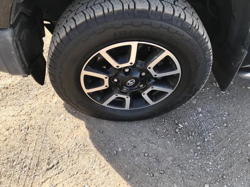 Used 2014 Toyota Tundra SR image 22