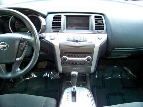 Used 2014 Nissan Murano S image 20