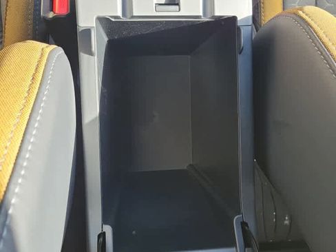 Certified 2025 Subaru Crosstrek 2.5i Sport w/ Crosstrek Mirror Package image 19