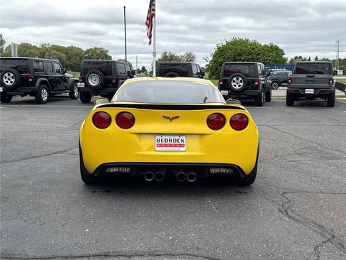 Used 2007 Chevrolet Corvette Z06 w/ Preferred Equipment Group RWD image 6