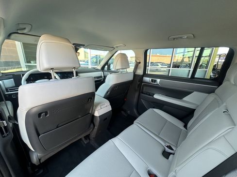 Used 2024 Hyundai Santa Fe SEL image 31