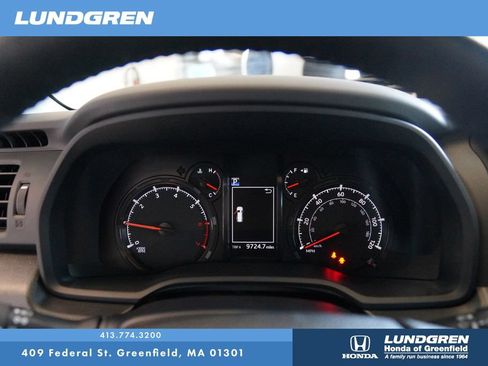 Used 2023 Toyota 4Runner SR5 Premium w/ Moonroof Package AWD/4WD image 23