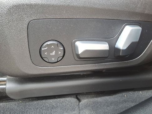 Used 2023 BMW X3 xDrive30i AWD/4WD image 11