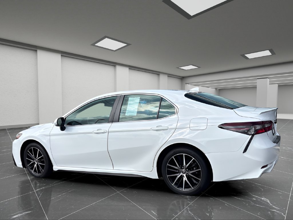 Used 2024 Toyota Camry SE w/ Blackout Package (TMS) AWD/4WD image 9