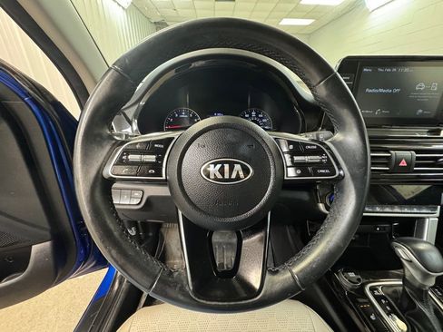 Used 2021 Kia Seltos EX image 29