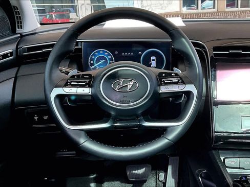 Used 2023 Hyundai Tucson Limited image 6