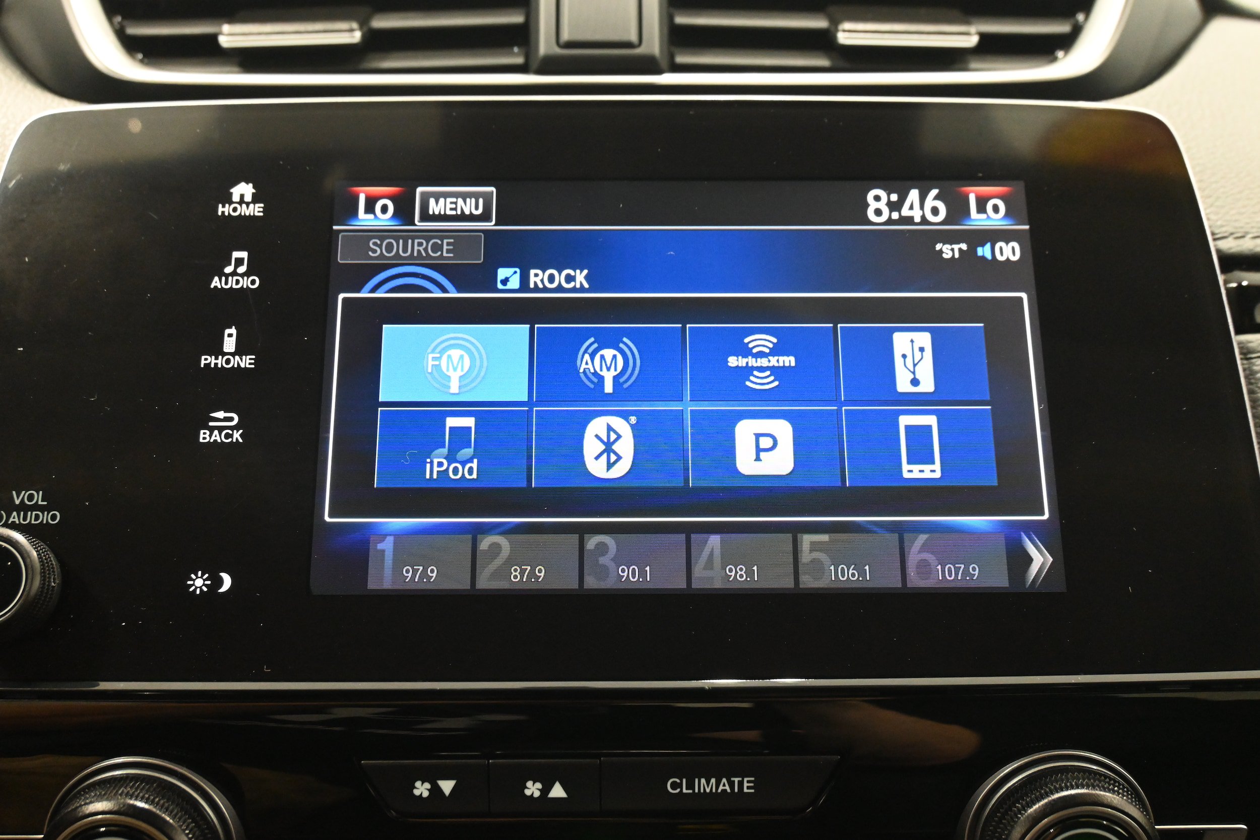Used 2022 Honda CR-V EX-L image 16