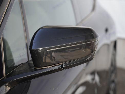 Used 2023 BMW iX xDrive50 w/ Ultimate Package 2 image 10