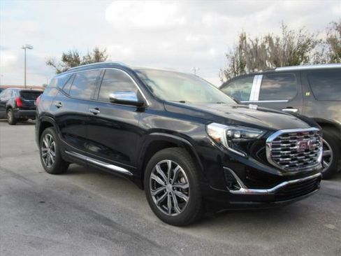 Used 2019 GMC Terrain Denali w/ Driver Alert Package II image 1