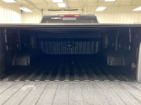 Used 2022 Chevrolet Silverado 1500 LTZ image 23