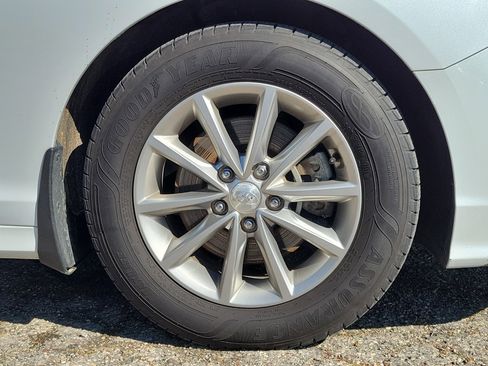 Used 2019 Hyundai Sonata SE image 5