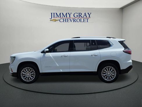 Used 2025 GMC Acadia Denali FWD image 2