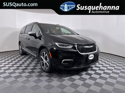 New 2026 Chrysler Pacifica Pinnacle