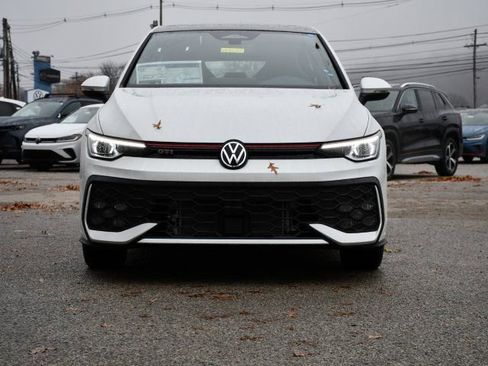 New 2026 Volkswagen GTI SE image 2