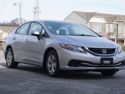 Used 2013 Honda Civic LX image 3