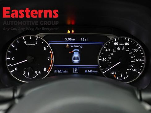 Used 2023 Nissan Altima 2.5 SR AWD/4WD image 18