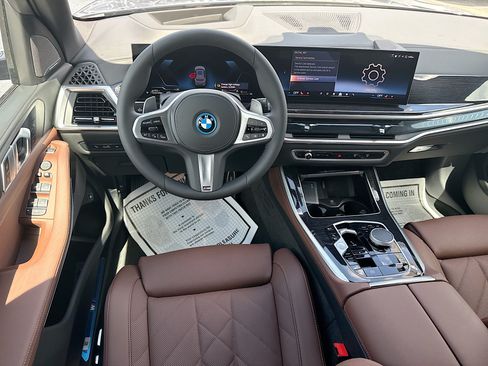 New 2026 BMW X5 xDrive50e w/ M Sport Package AWD/4WD image 17