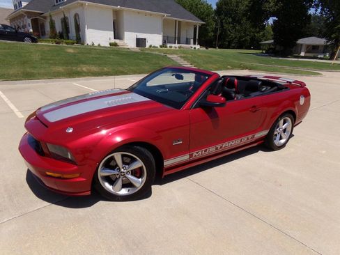 Used 2008 Ford Mustang GT Premium image 7