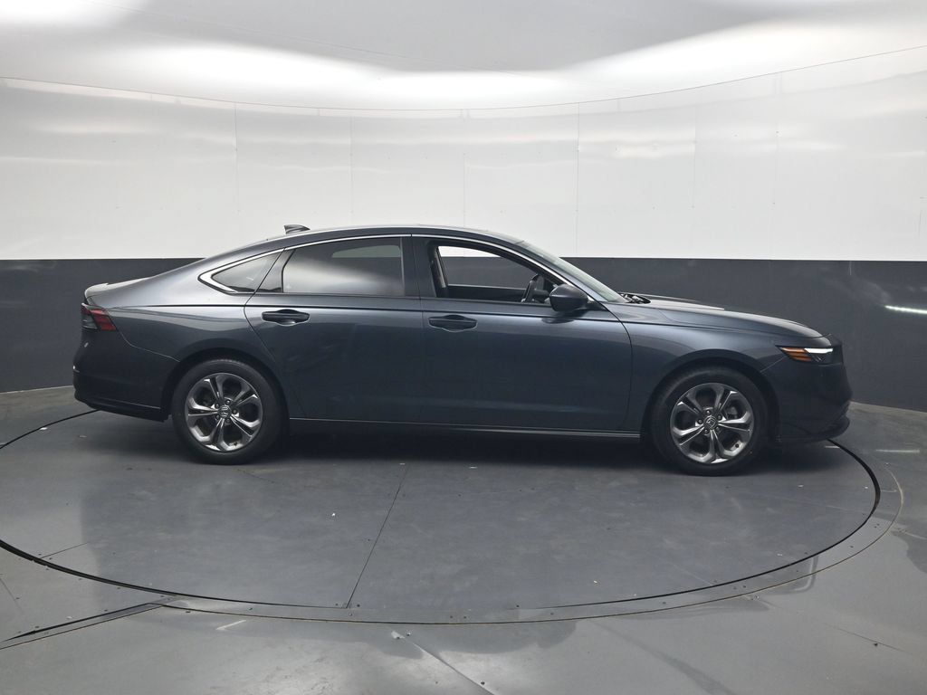 Used 2024 Honda Accord EX image 3