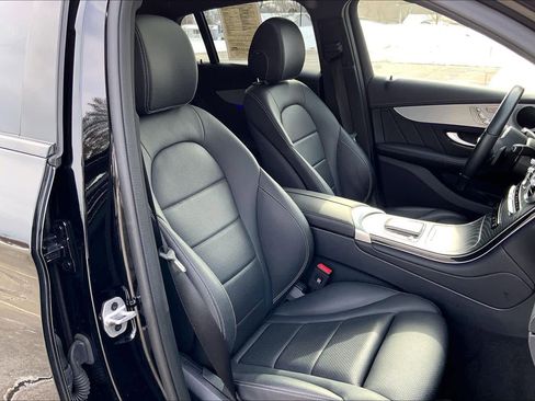 Certified 2023 Mercedes-Benz GLC 300 4MATIC Coupe image 8