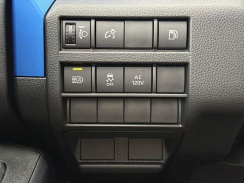 Certified 2025 Toyota 4Runner TRD Off-Road AWD/4WD image 24