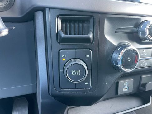 Used 2024 Ford F150 XLT AWD/4WD image 13