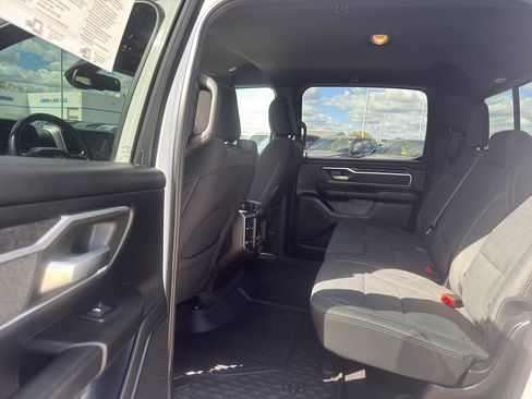 Used 2019 RAM 1500 Big Horn AWD/4WD image 30