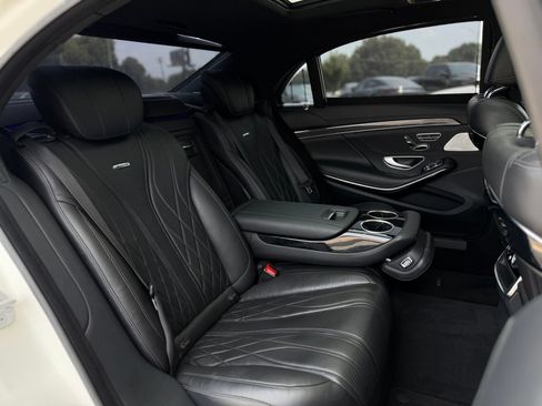 Used 2015 Mercedes-Benz S 63 AMG 4MATIC Sedan image 46