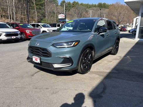 Used 2025 Honda HR-V Sport image 4