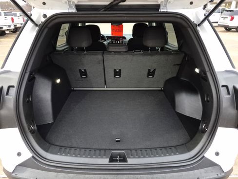 New 2026 GMC Terrain Elevation w/ Black Edition image 7